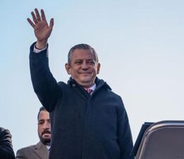 CHP Genel Başkanı Özel: Vatanını milletini seven kim varsa bu evin kapıları ona açıktır