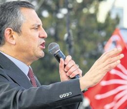 CHP’nin 2025 stratejisi: Sahada erken seçim çağrısı