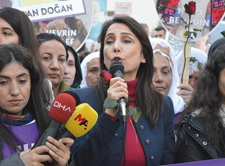 DEM Partili Tülay Hatimoğulları: Barış için her türlü çabayı sürdüreceğiz