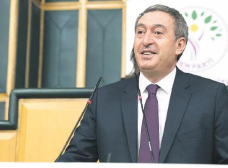 DEM’den ‘silah bırakma’ yanıtı: İmralı’dan nasıl çağrı geleceğini bilmiyoruz
