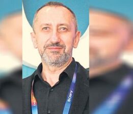 ‘Dijital dönüşüme yön veriyoruz’