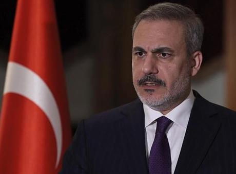 Dışişleri Bakanı Hakan Fidan, bakanlığın genç diplomatlarına hitap etti