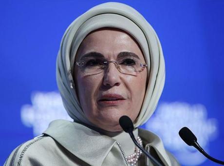 Emine Erdoğan’dan kandil mesajı