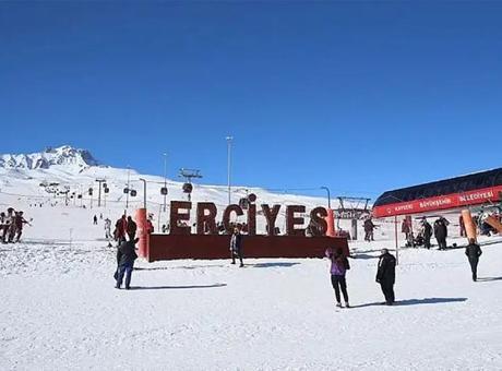 Erciyes’te kayak yaparken düşen 15 yaşındaki Rus turist hayatını kaybetti