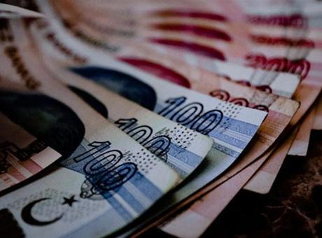 Faiz kararı sonrası merak edilen soru yanıt buldu! Kredi çekmek mantıklı mı?