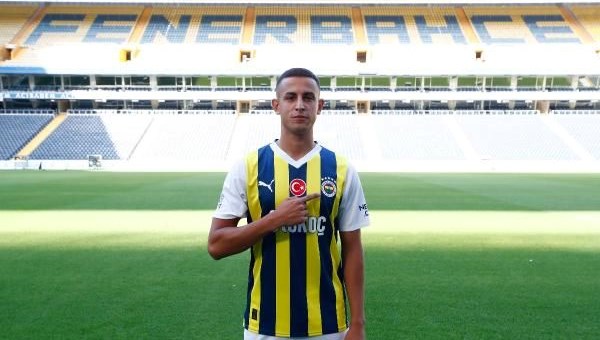 Fenerbahçe’de ayrılık sesleri: Bartuğ Elmaz’ın yeni adresi belli oldu