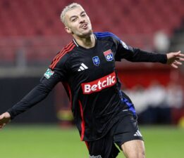 Galatasaray 21 milyon euroyu gözden çıkardı: Lyon’dan Mikautadze teklifine yanıt