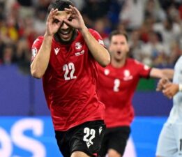 Galatasaray’ın gündemindeki Mikautadze’den transfer açıklaması