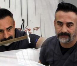 Her şey 2019 yılında başladı! Doktor kıyafeti ile gören bir daha bakıyor