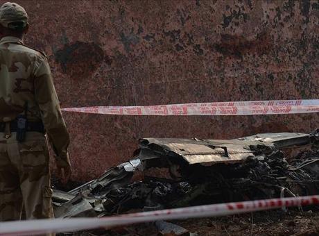 Hindistan’da sahil güvenlik helikopteri düştü, 3 kişi öldü