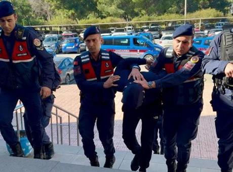 Interpol tarafından kırmızı bültenle aranıyordu, Bodrum’da yakalandı