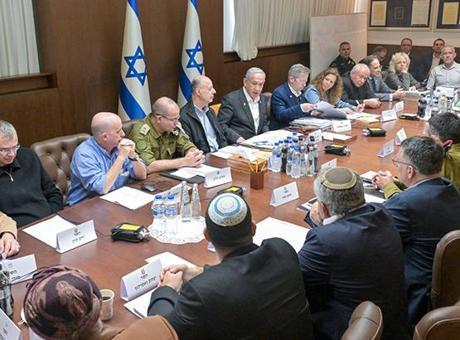 İsrail Güvenlik Kabinesi Gazze’de ateşkes anlaşmasını onayladı