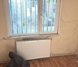 İstanbul’da 3 katlı binada çatlaklar! Daireler boşaltıldı