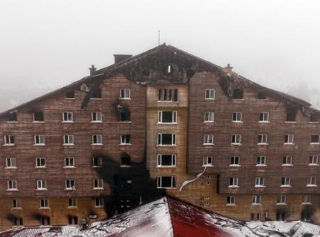 Kartalkaya’daki otel yangını soruşturmasında 8 kişi için tutuklama talebi