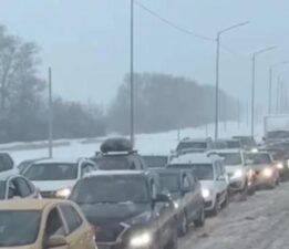 Kazakistan’da zincirleme trafik kazası! 95 araç birbirine girdi