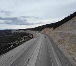 Korkuteli-Elmalı yolu yarın hizmete açılacak