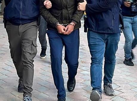 Mardin’de kendilerini başsavcı olarak tanıtıp dolandırıcılık yaptılar