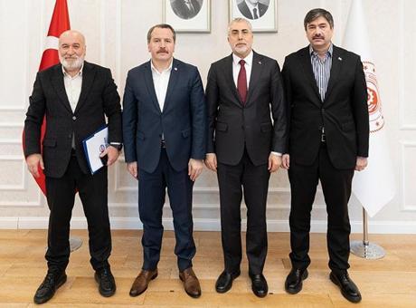 Memur-Sen’den Bakan Işıkhan’a ziyaret