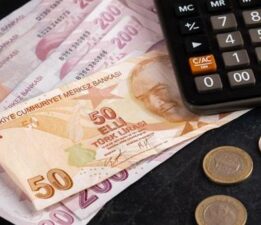 Memur ve emekliler dikkat! Yarın belli oluyor: Zam oranı için 3 farklı tahmin!