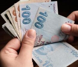 Mevduatta parası olanlar dikkat: Aylık getiri değişti: Bankalardan faiz ayarı
