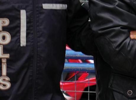 Müstehcen paylaşımlar yapan Azra Ay Vandan ve eşi Pedram Behdar Vandan tutuklandı
