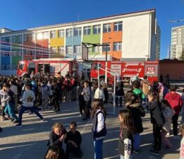 Okulda yangın paniği! Öğrenciler tahliye edildi