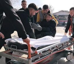Otomobille elektrikli bisiklet çarpıştı, 12 yaşındaki çocuk ölümden döndü