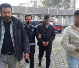 Parkta pompalı tüfekli saldırı! 3 kişi yaralandı