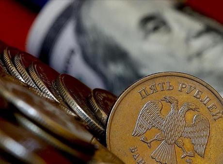Rus rublesi değer kazanıyor