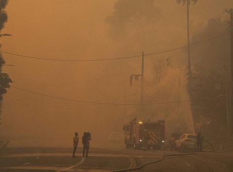 SON DAKİKA ABD HABERLERİ: ABD’de acil durum ilan edildi! Los Angeles yanıyor!