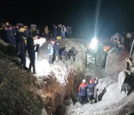 SON DAKİKA! Amasya’da sondaj sırasında göçük! İki işçi toprak altında kaldı