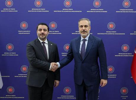 Son dakika: Dışişleri Bakanı Hakan Fidan Şam heyeti ile görüştü