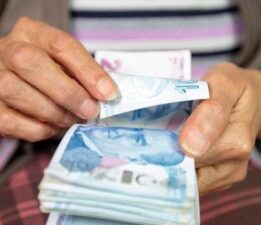 Son dakika: En düşük emekli maaşı alan milyonları ilgilendiriyor: İşte emeklilerin kesinleşen zam oranı
