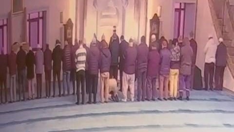 Son nefesini namaz kılarken verdi! “Secdede hala kalkmadı”