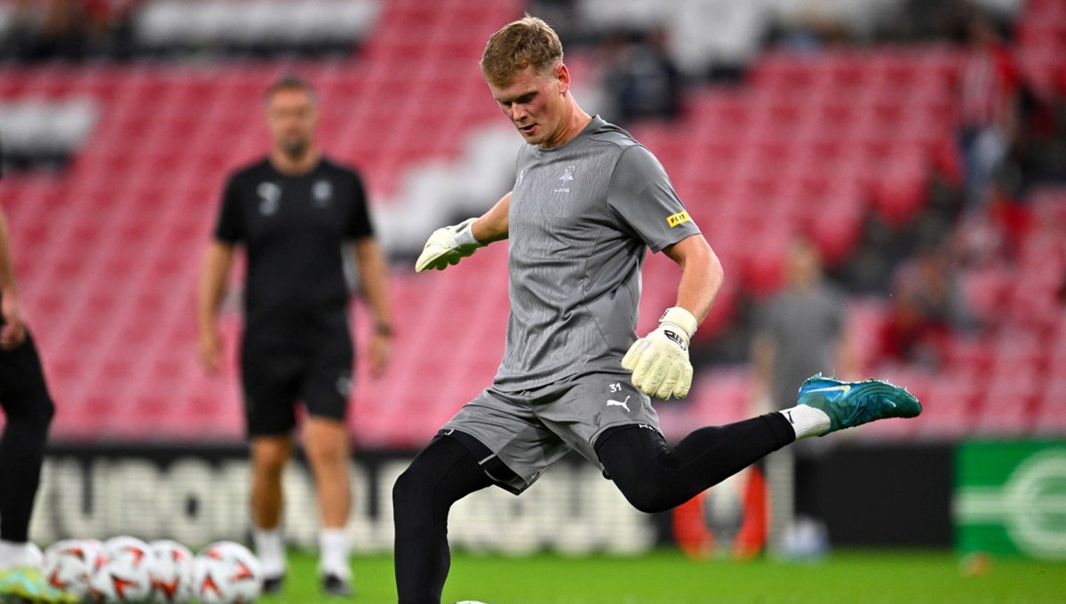 Tottenham’dan 6 yıllık sözleşme: Antonin Kinsky’i renklerine bağladı