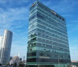 Türk Eximbank toplam 7,8 milyar dolar kaynak sağladı