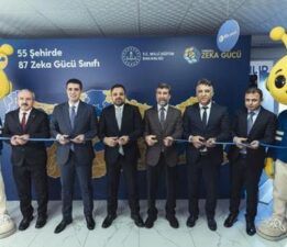 Turkcell Zekâ Gücü Projesi’nin yeni sınıfı Elbistan’da açıldı