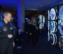 Türkiye’nin uzay serüvenini anlatan ‘Ufkun Ötesinde’ belgeselinin galası yapıldı