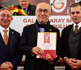 Usta sanatçı Şener Şen, Galatasray Divan Kurulu Üyesi oldu