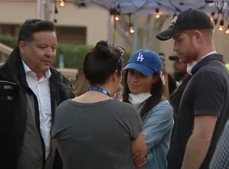 Yangın mağdurlarına yemek dağıttılar! Meghan Markle ve Prens Harry yangın bölgesinde