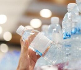 2025’te sistem değişti: Pet şişe getirene ödeme yapılacak!