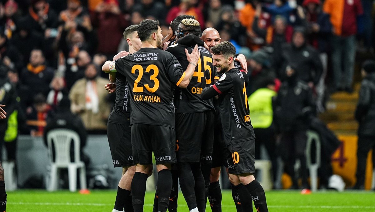 “Ali Sami Yen izlese ayıp olmuş derdi” Spor yazarlarından Galatasaray – Adana Demirspor yorumu