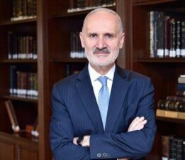 ‘Almanya’nın vize kararı eleştirilere kulak verildiğini gösteriyor’