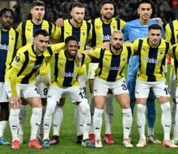 Anderlecht – Fenerbahçe maçı durdu: Takımlar soyunma odasına gitti!