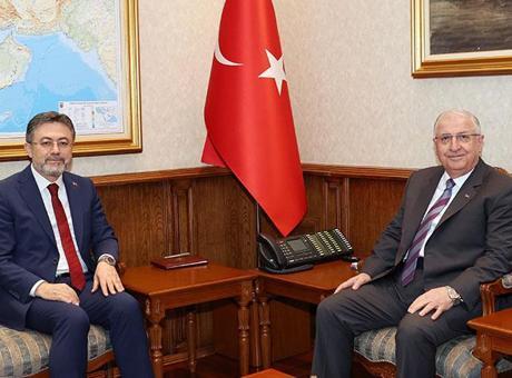 Bakan Güler, Bakan Yumaklı ile bir araya geldi