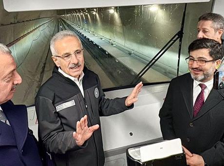 Bakan Uraloğlu: ‘Gebze OSB-Darıca Sahil Hattı günde 330 bin yolcuya hizmet verebilecek’