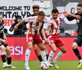 Beşiktaş, Türkiye Kupası’nda çeyrek finalde (Onvo Antalyaspor: 1 – Beşiktaş: 2)