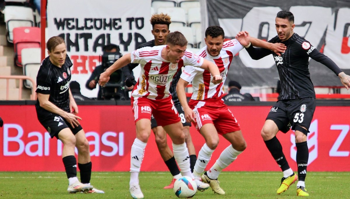 Beşiktaş, Türkiye Kupası’nda çeyrek finalde (Onvo Antalyaspor: 1 – Beşiktaş: 2)