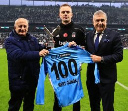 Beşiktaş’ta Mert Günok dalya dedi: Plaket ve Fair Play ödülü
