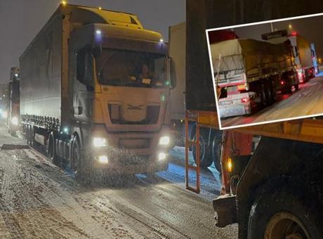 Bolu Dağı’nda zincirleme kaza! 10 araç birbirine girdi, trafik kilitlendi